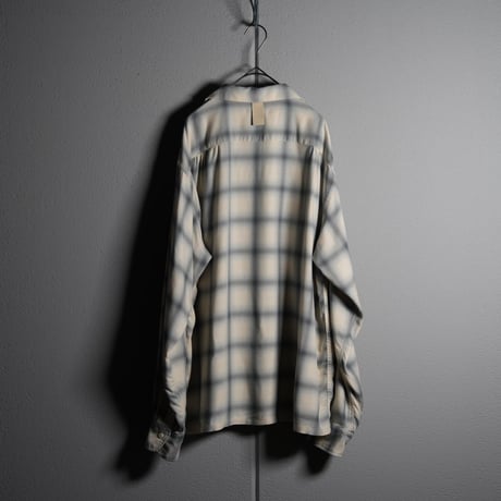 "cantate"  Lazy Luxe Rayon Shirt