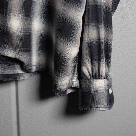 "cantate"  Lazy Luxe Rayon Shirt