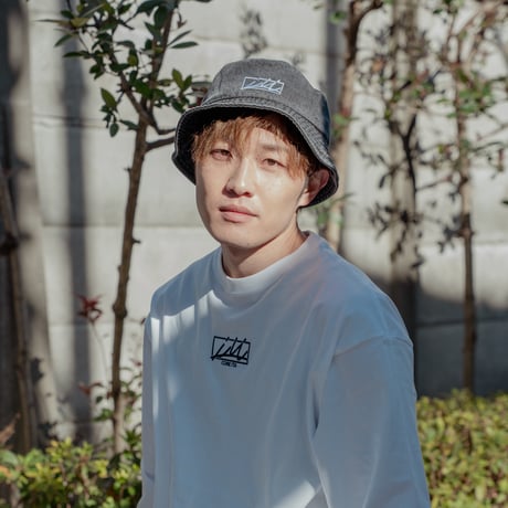 Logo L/S Tee / White