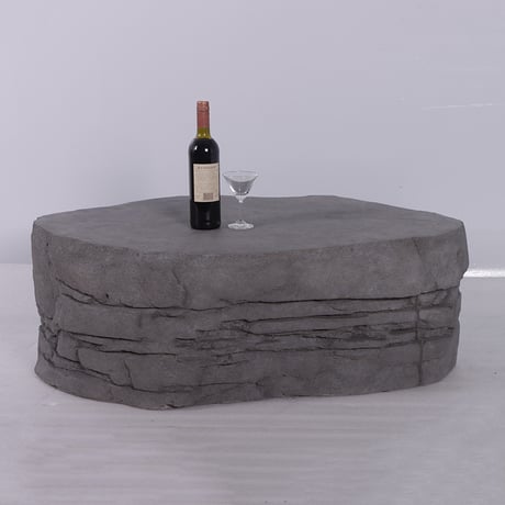 岩のテーブル　ストーン風グレイ / Grand Canyon Coffee Table 45.625x33.75x17"H