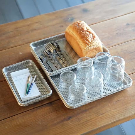 PERFORATED ALUMINUM TRAY 330