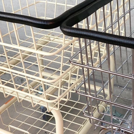 Laundry cart with pole racK   Ivory