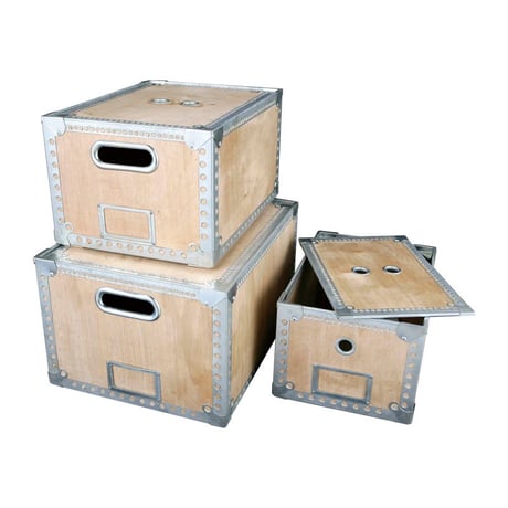 Wooden box M