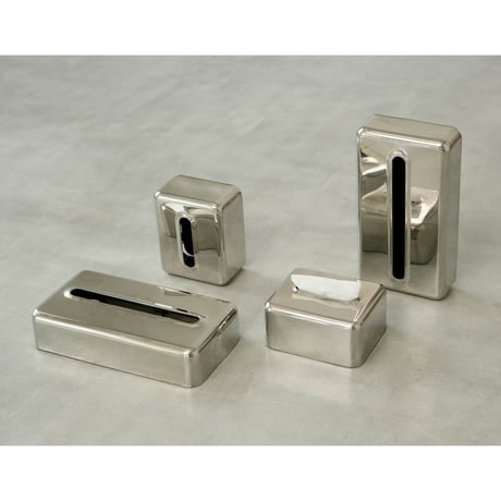 TISSUE DISPENSER HALF