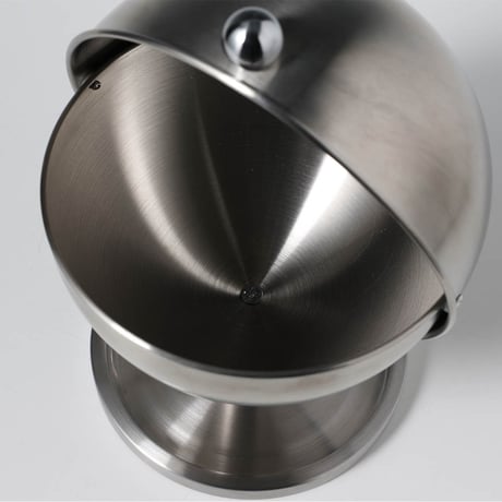 GLOBE STOCKER SATIN