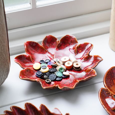 DAHLIA FLOWER DECOR PLATE