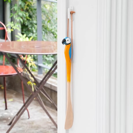 MACAW SHOEHORN