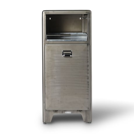 TRASH STATION RAW [CT]（中型送料3：税込¥2,200円）