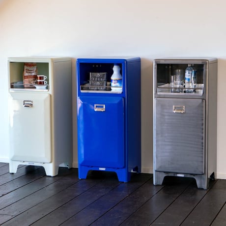 TRASH STATION RAW [CT]（中型送料3：税込¥2,200円）