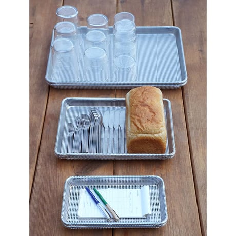 PERFORATED ALUMINUM TRAY 330