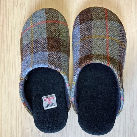 L&B HarrisTweed Slipper_A_L