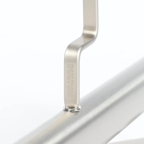 STAINLESS BOTTOM HANGER SILVER