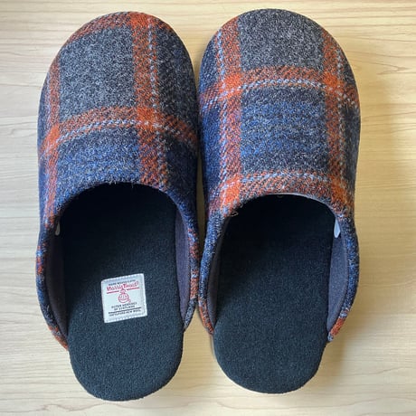 L&B HarrisTweed Slipper_D_L