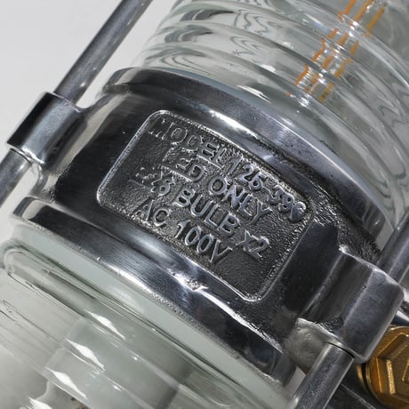 ALUMINUM TWIN GLASS WALL LAMP