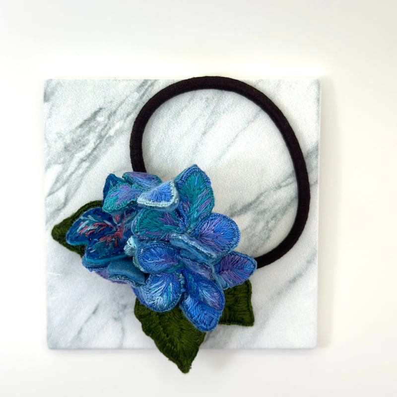 草花の立体刺繍ヘアゴム】（あじさい） | Tucreer-つくりえ-