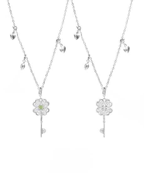 Lucky clover  necklace