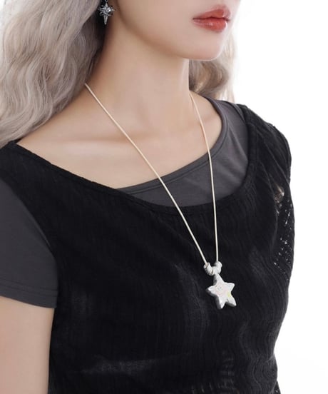 Astra glow necklace