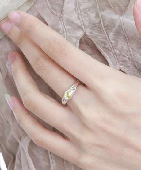 Glow moment ring