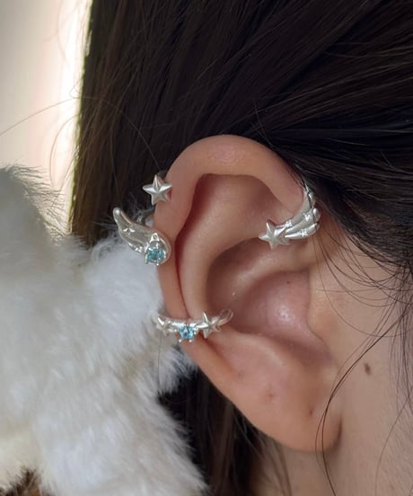 Angel blue star ear cuff