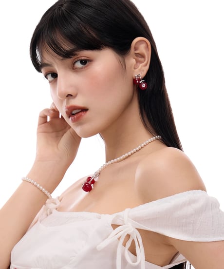 Cherry pearl necklace