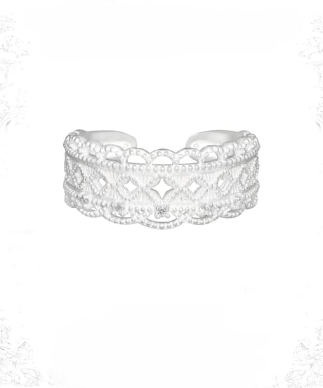 Elegance lace ring