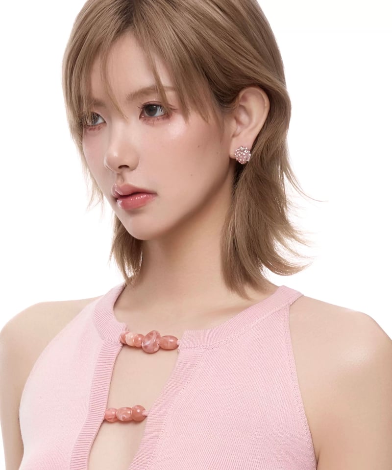 Strawberry pierce | NOVER