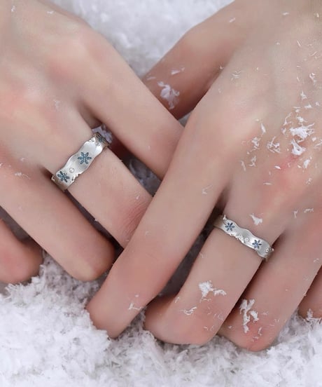 Snow glow ring