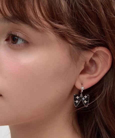 Bloom black ribbon drop pierce