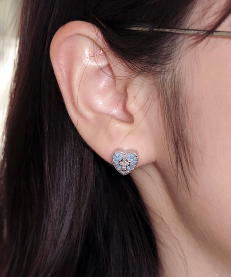 Azure cross heart pierce