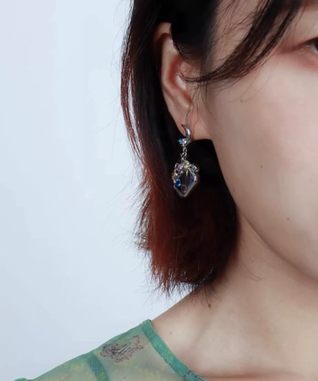 Moonlight bottle pierce