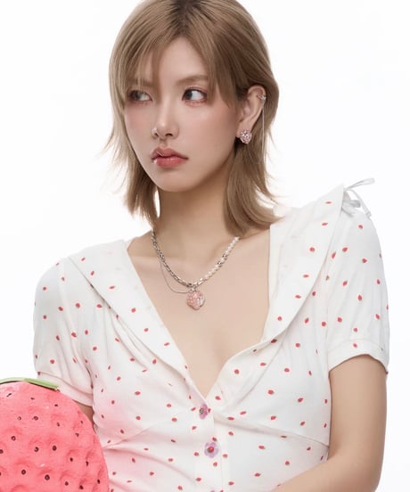 Strawberry chain pierce