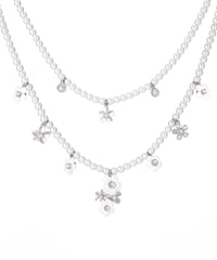Flower petal pearl necklace