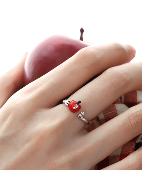 Bite me apple ring