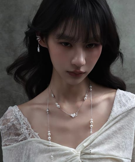Veil pearl blossom necklace