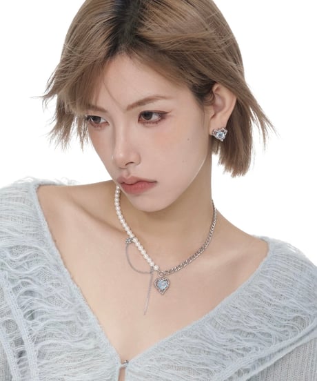 Icy heart pearl necklace