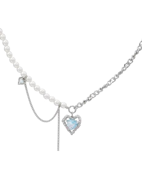 Icy heart pearl necklace