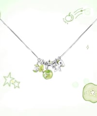 Green apple star necklace