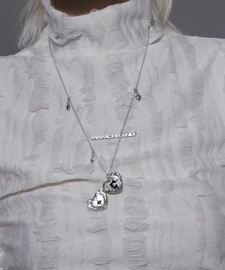 Heart open cat necklace