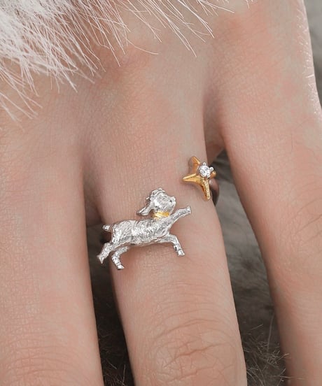 Sheep chase star ring