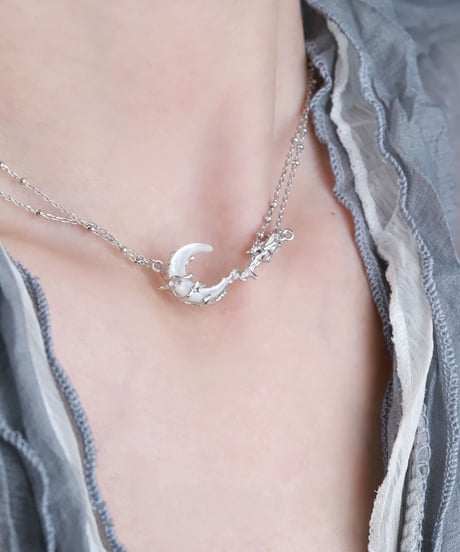 Silver moon necklace