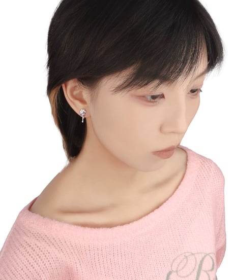 Paws key ribbon pierce