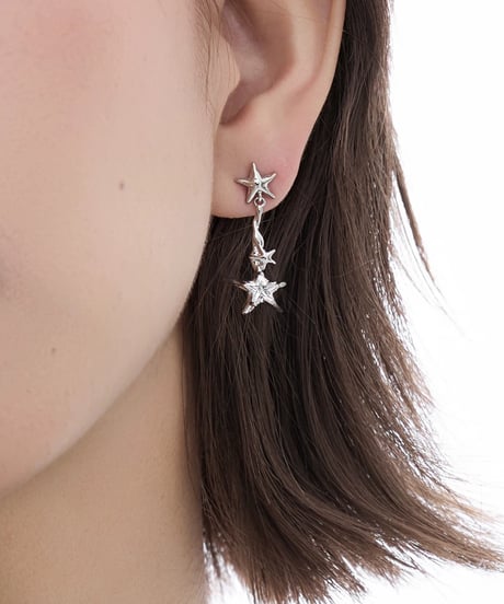 Dangling star pierce