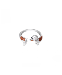 Dog around ring