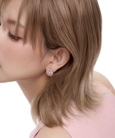 Strawberry pierce