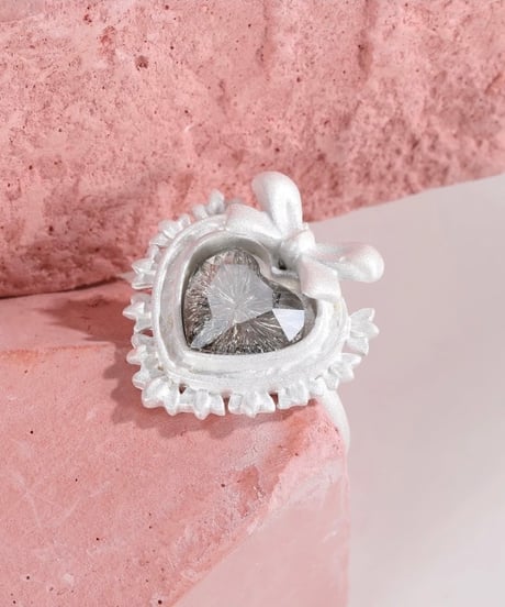 Frozen heart bow ring