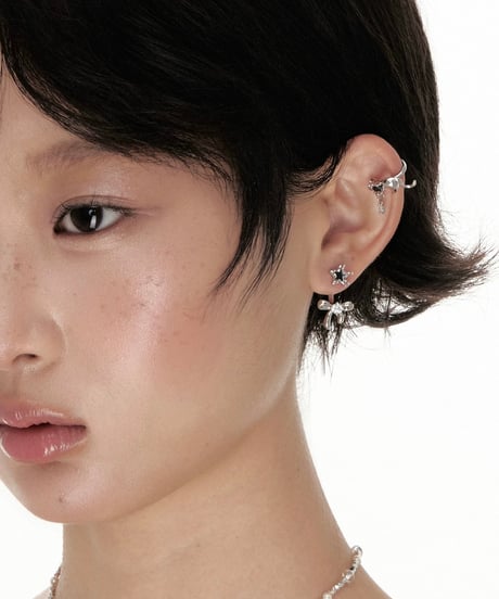 Cat black star ear cuff