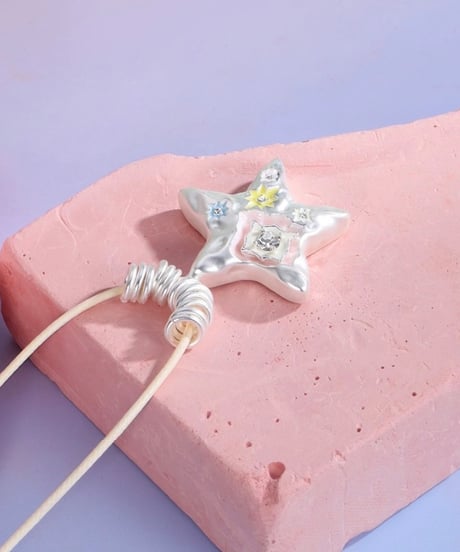 Astra glow necklace