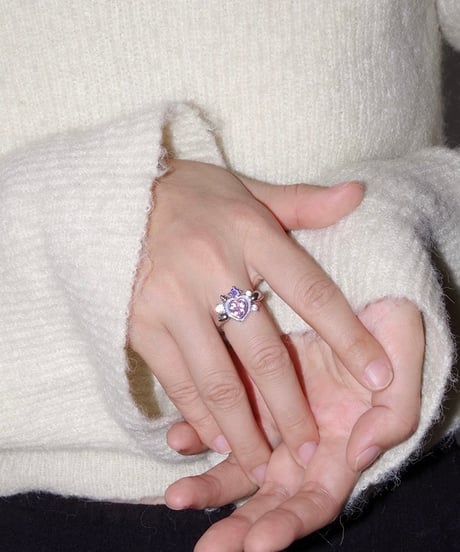 Lovely heart ring