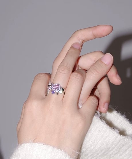 Lovely heart ring