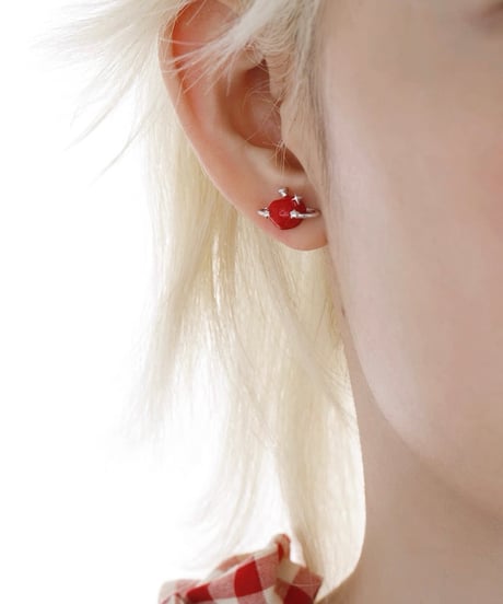 Sparkle apple pierce